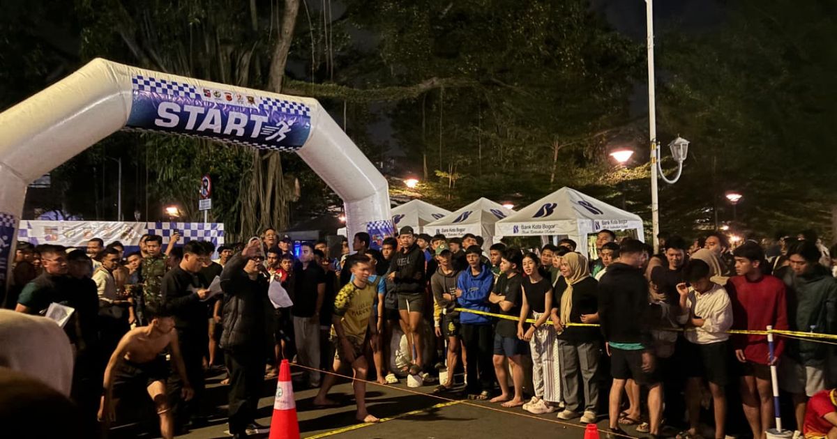 Lari Tengah Malam di Alun-Alun Bogor Diserbu Anak Muda, 150 Peserta Ramaikan Ajang Perdana