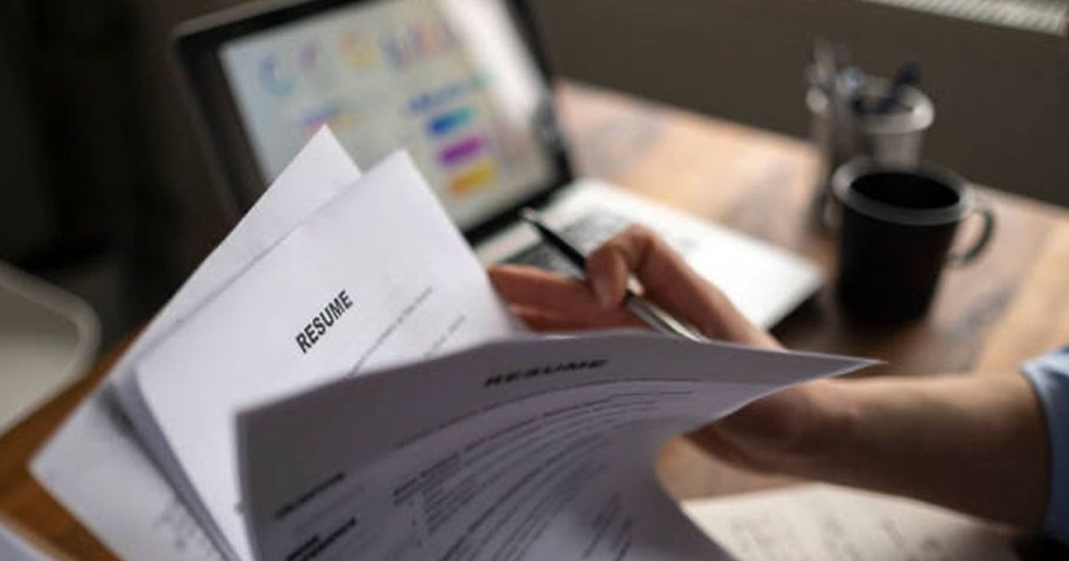 Sering Dianggap Sama, Inilah Perbedaan Mendasar Antara CV dan Resume