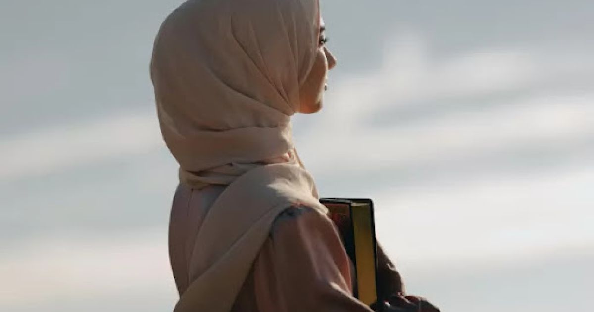 3 Mitos Haid dalam Islam: Larangan Potong Kuku hingga Masuk Masjid