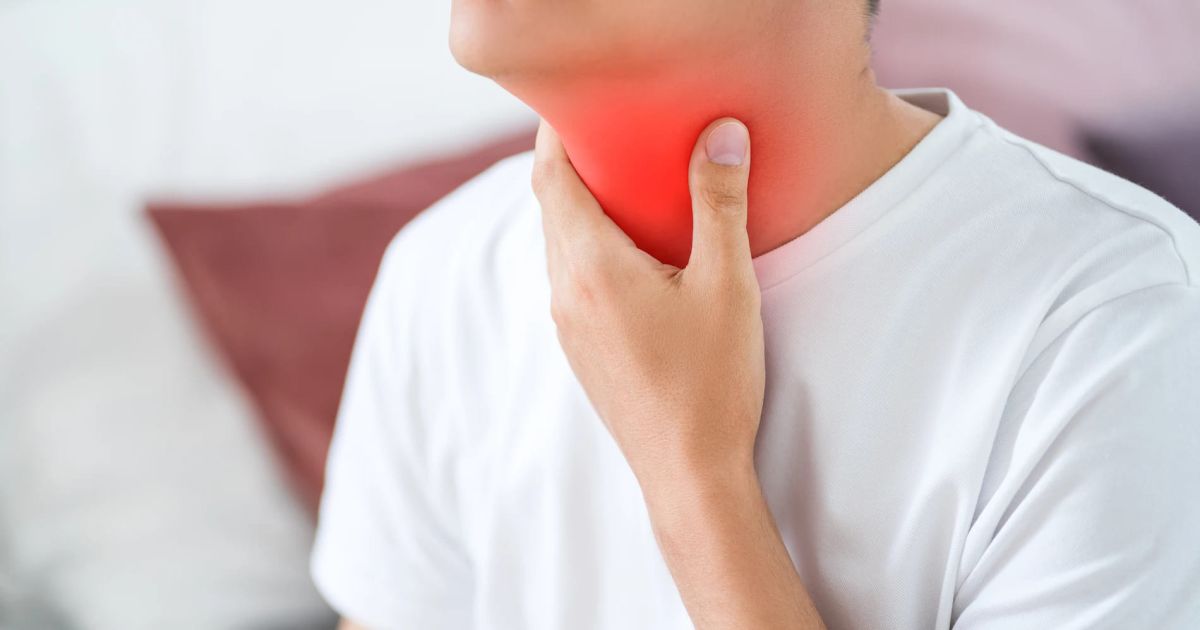 8 Pilihan Obat Alami Sakit Tenggorokan yang Ampuh dan Mudah Dibuat di Rumah