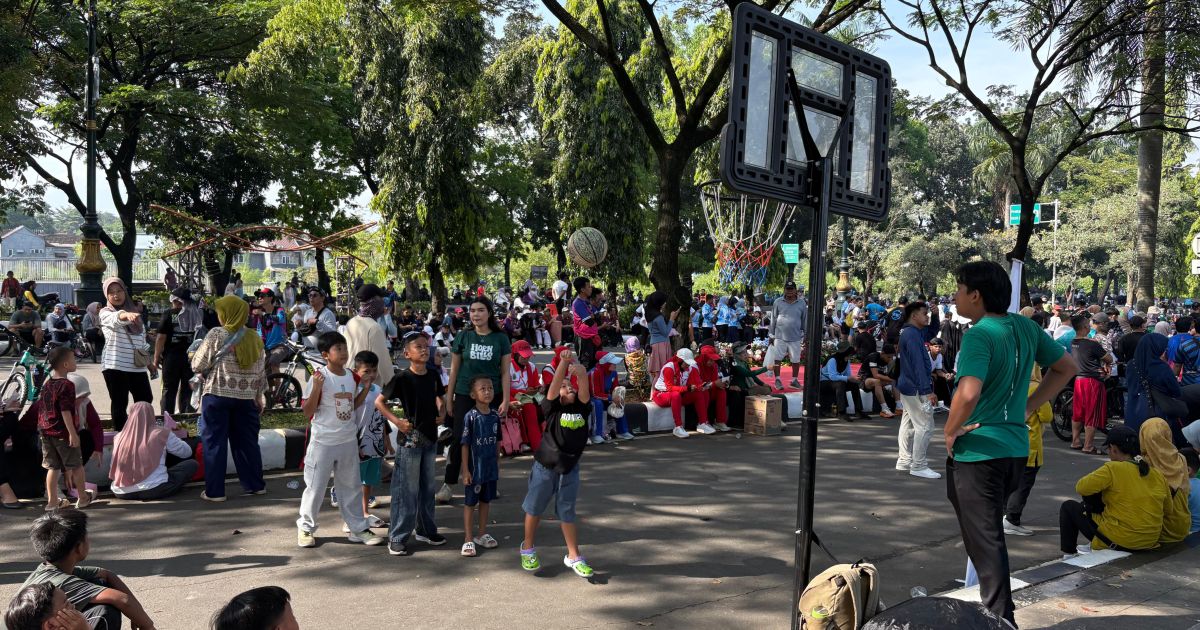 Pasca Lebaran, Ribuan Warga Ramaikan CFD Tegar Beriman