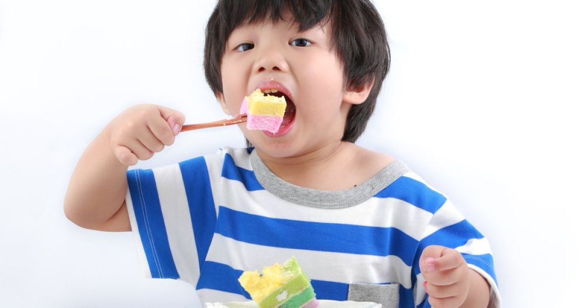 Cegah Obesitas, Ini 5 Cara Efektif Mengurangi Asupan Gula pada Anak