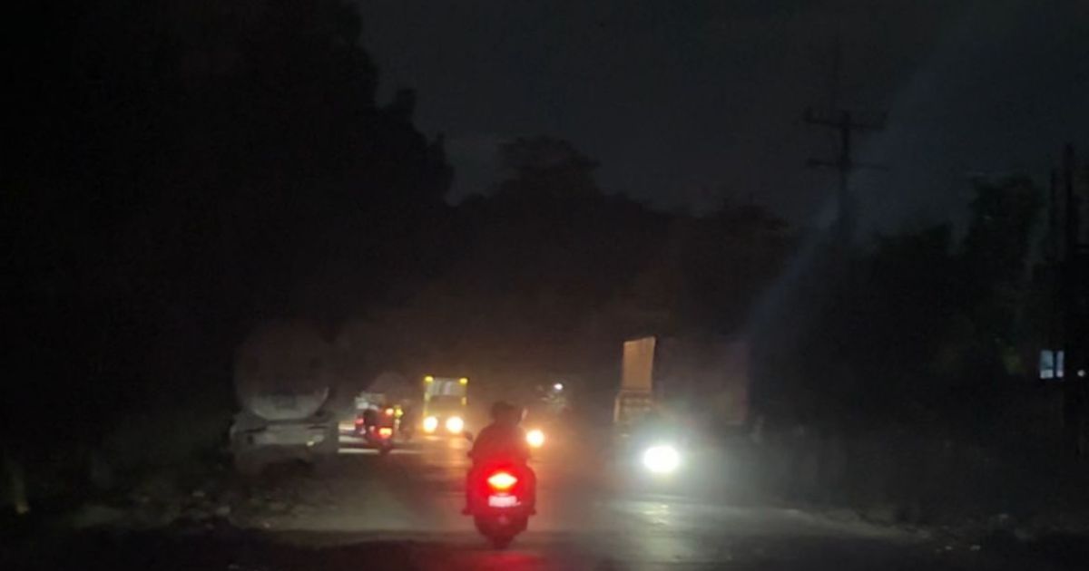 Habiskan Anggaran Rp32,7 Miliar, PJU Milik Pemrov Jabar di Jalan Narogong Masih Sering Padam