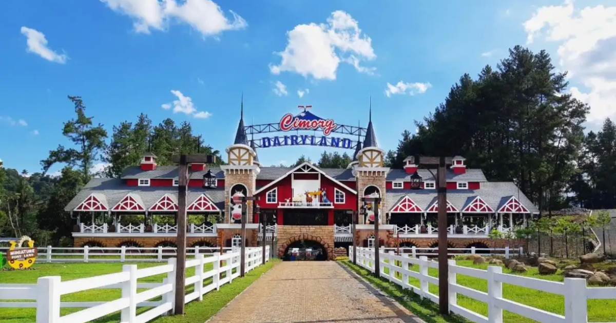 10 Destinasi Wisata Romantis di Bogor dengan Pemandangan Alam Memukau