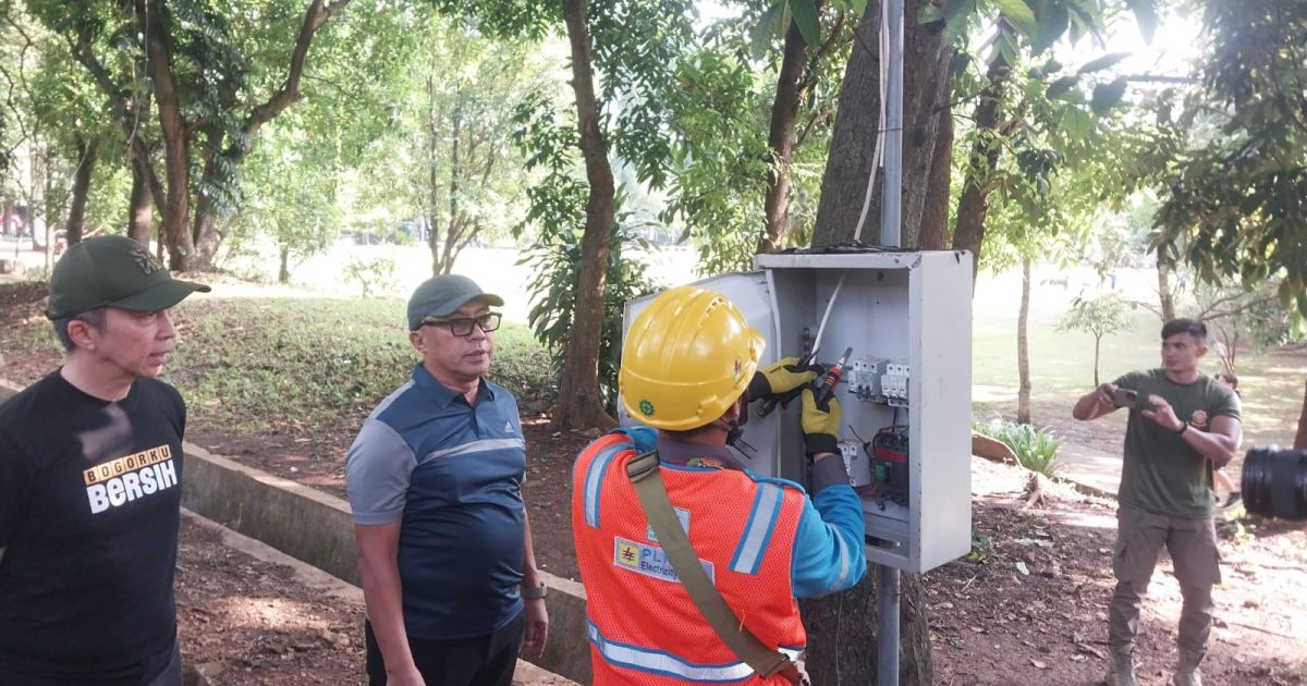 PLN Bongkar Jaringan Listrik Ilegal PKL di Taman Heulang