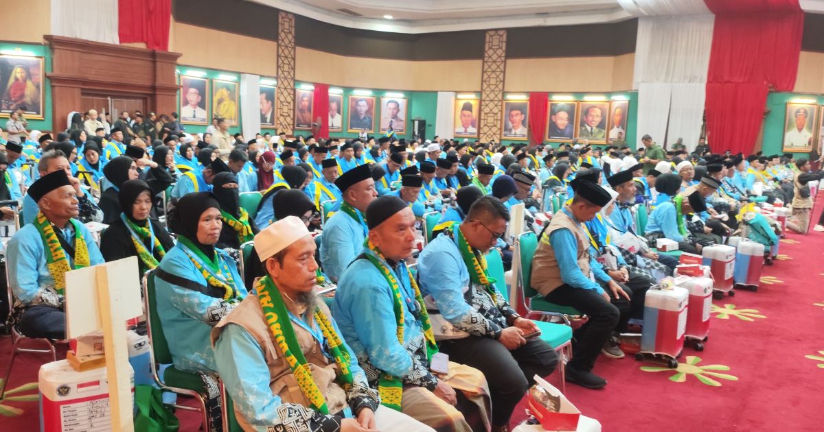 455 Jemaah Haji Kabupaten Bogor Kloter 1 Resmi Diberangkatkan