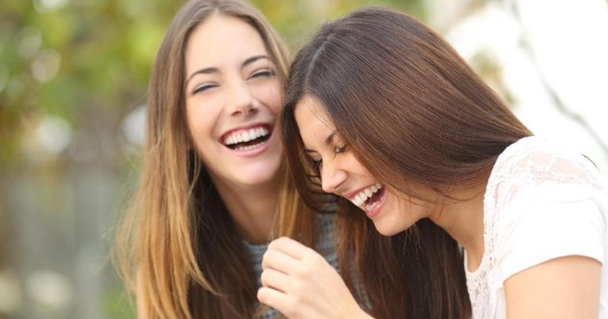 Bukan Sekadar Mitos, Ini 8 Manfaat Tertawa bagi Kesehatan Fisik dan Mental