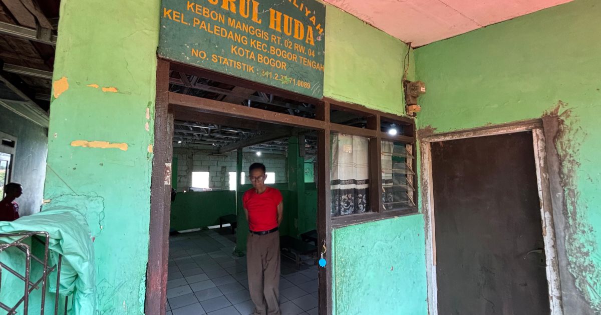 Akses Terputus Akibat Longsor, Siswa MI Nurul Huda Bogor Terancam Pindah Lokasi Ujian