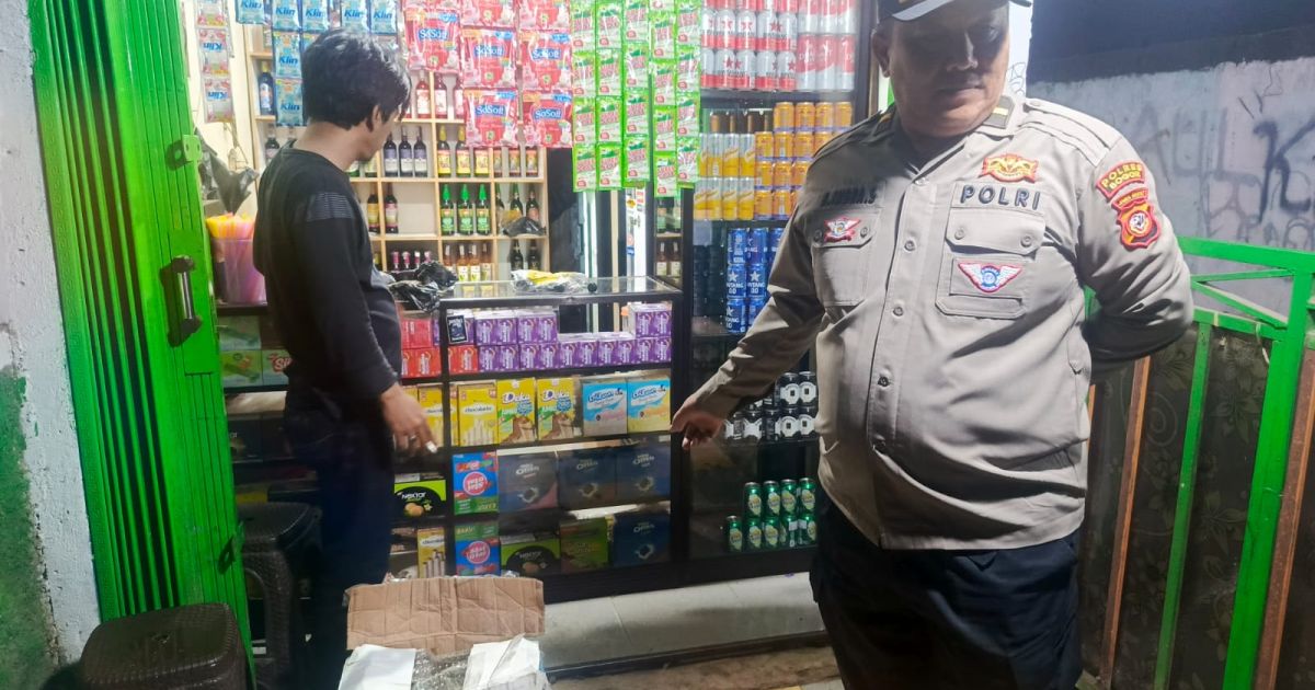Cegah Kriminalitas, Polsek Parung Sita 541 Botol Miras