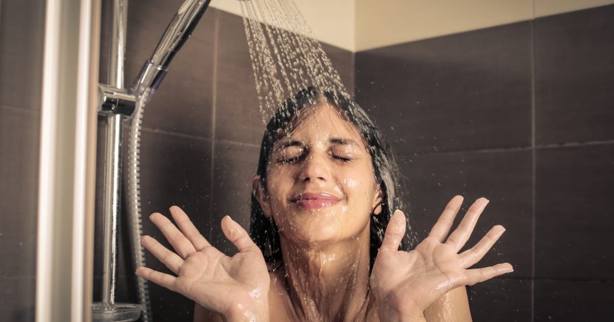 5 Manfaat Mandi Pagi dengan Air Dingin untuk Kesehatan Fisik dan Mental