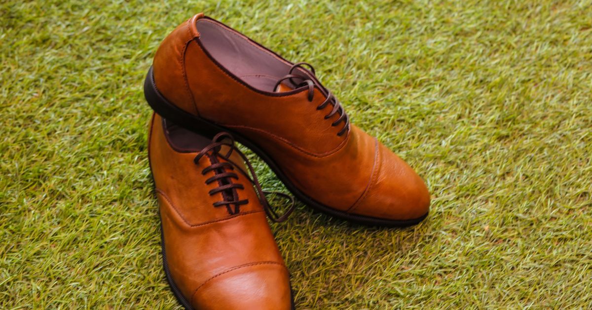 Kenali 7 Jenis Bahan Sepatu Populer: Keunggulan dan Karakteristiknya