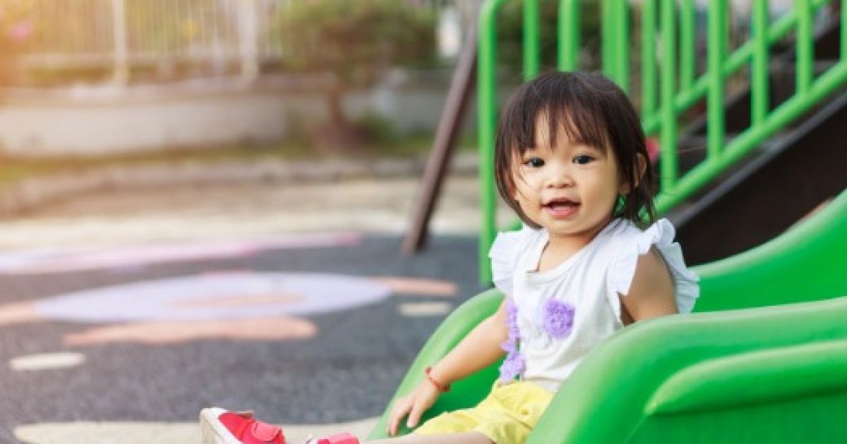 Anak Usia 2 Tahun Belum Bisa Bicara: Kenali Penyebab dan Tanda Bahayanya