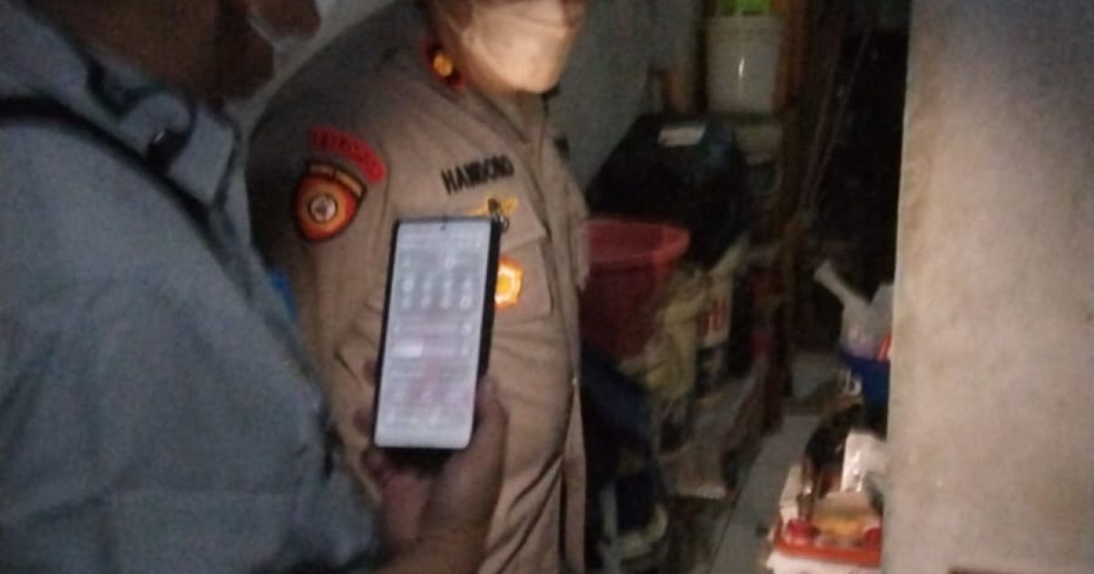 Ajal Datang Lebih Dulu daripada Kurir Paket, Pria di Cibinong Tewas Sebelum Paket Tiba di Tangan