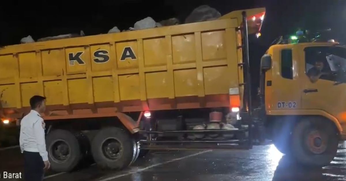 Truk Tambang Nekat Terobos Penutupan Jalur Parung Panjang, Dishub Akui Kebobolan