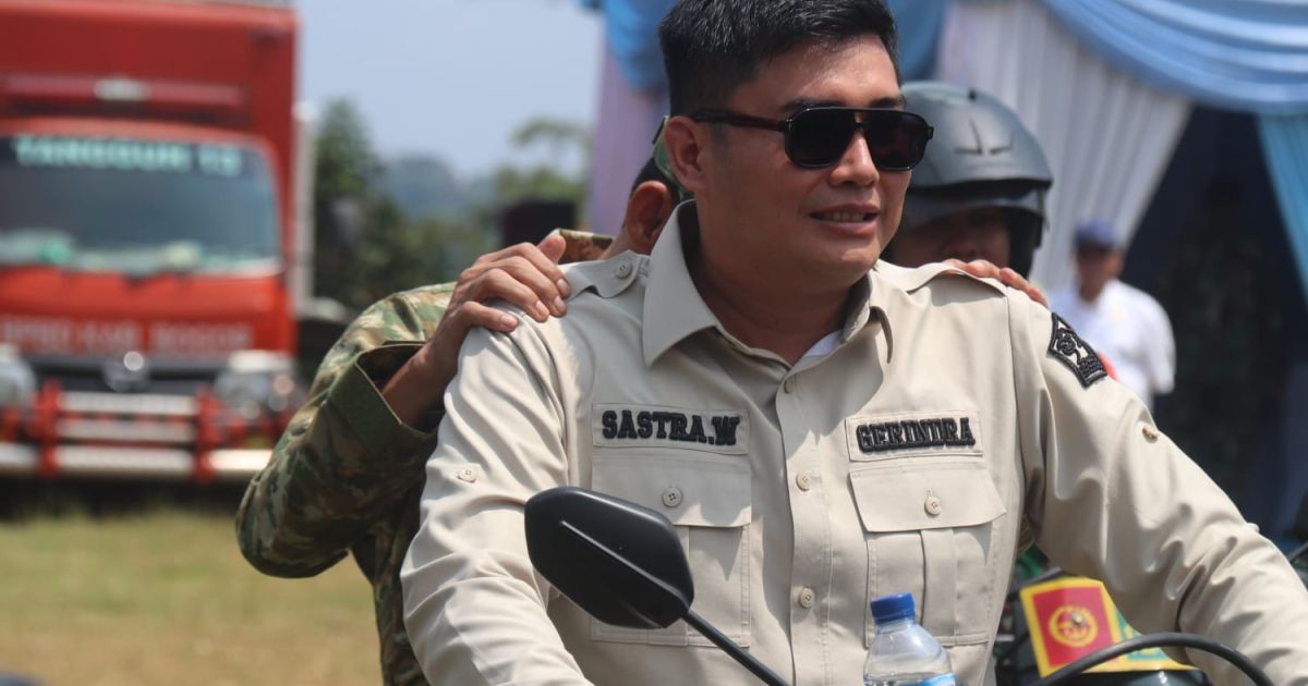 Ketua DPRD Sastra Winara Apresiasi TMMD ke-128, di wilayah Kecamatan Cigudeg, Kabupaten Bogor. Foto : Humas DPRD