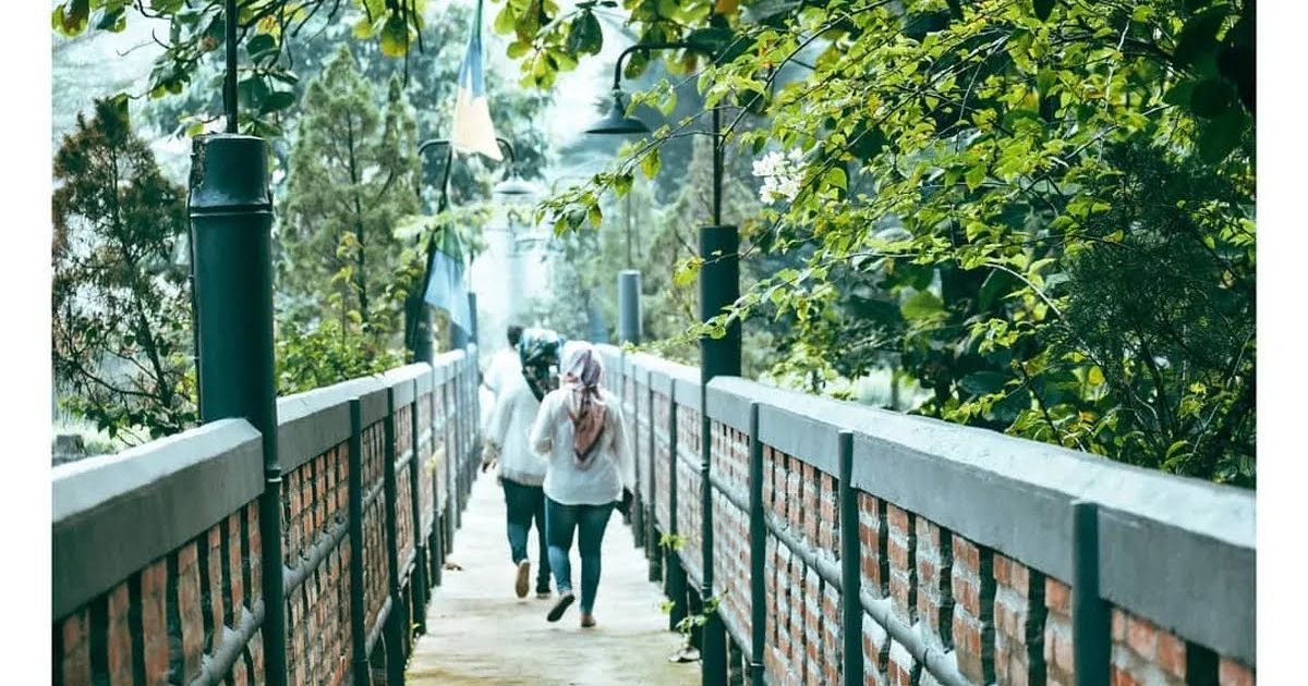 5 Rekomendasi Wisata Keluarga Paling Hits dan Ramah Anak di Bogor