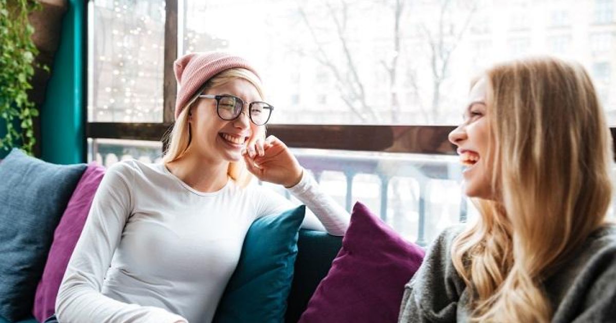 Social Butterfly Adalah: Ciri-Ciri, Tantangan, dan Cara Mengembangkan Hubungan yang Lebih Bermakna