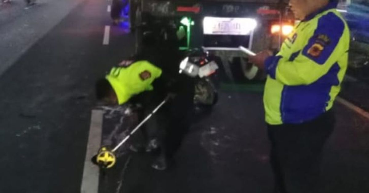 Pemotor tewas di Jalan Transyogi, Gunungputri, Kabupaten Bogor. Foto : Satlantas Polres Bogor