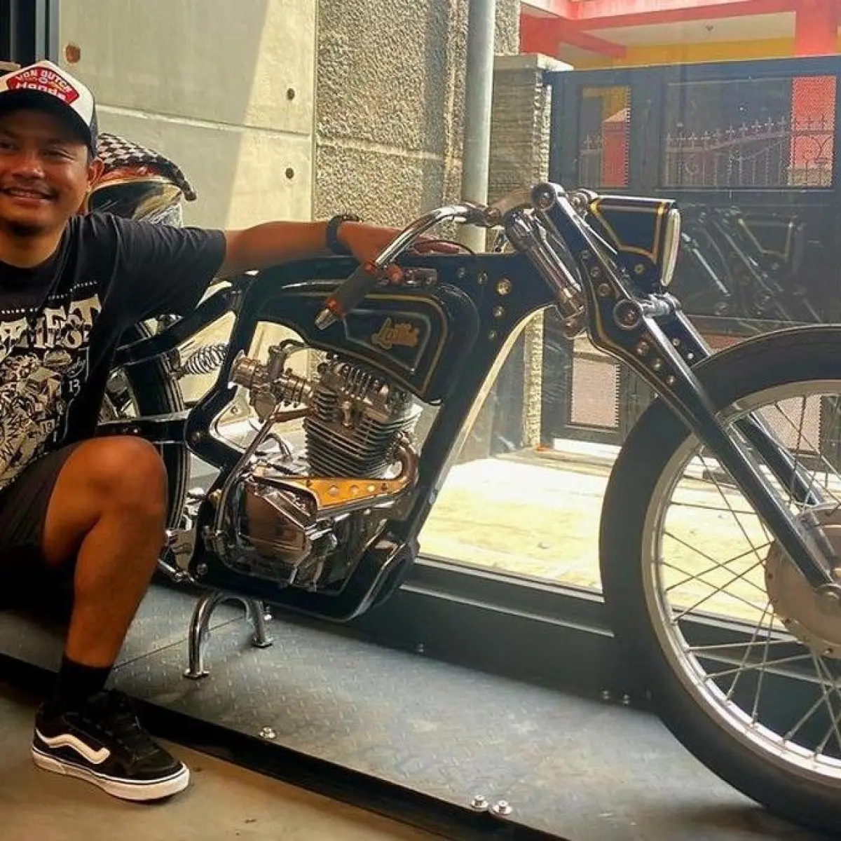 Kisah Inspiratif Vulla Hendrata: Dari Malang ke Panggung Dunia Yokohama Hot Rod Custom Show 2025