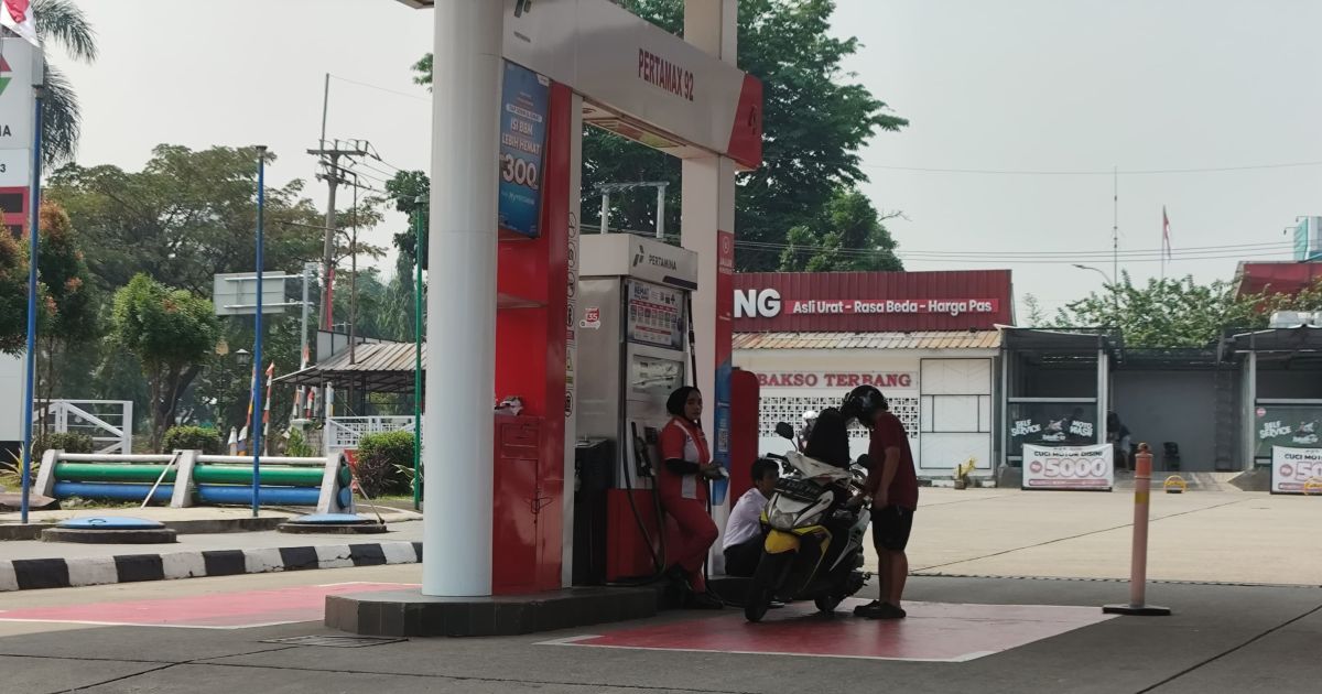 Harga Pertamax Melonjak Drastis Jadi Rp16.000/Liter. Foto : Adenn/ bogorplus