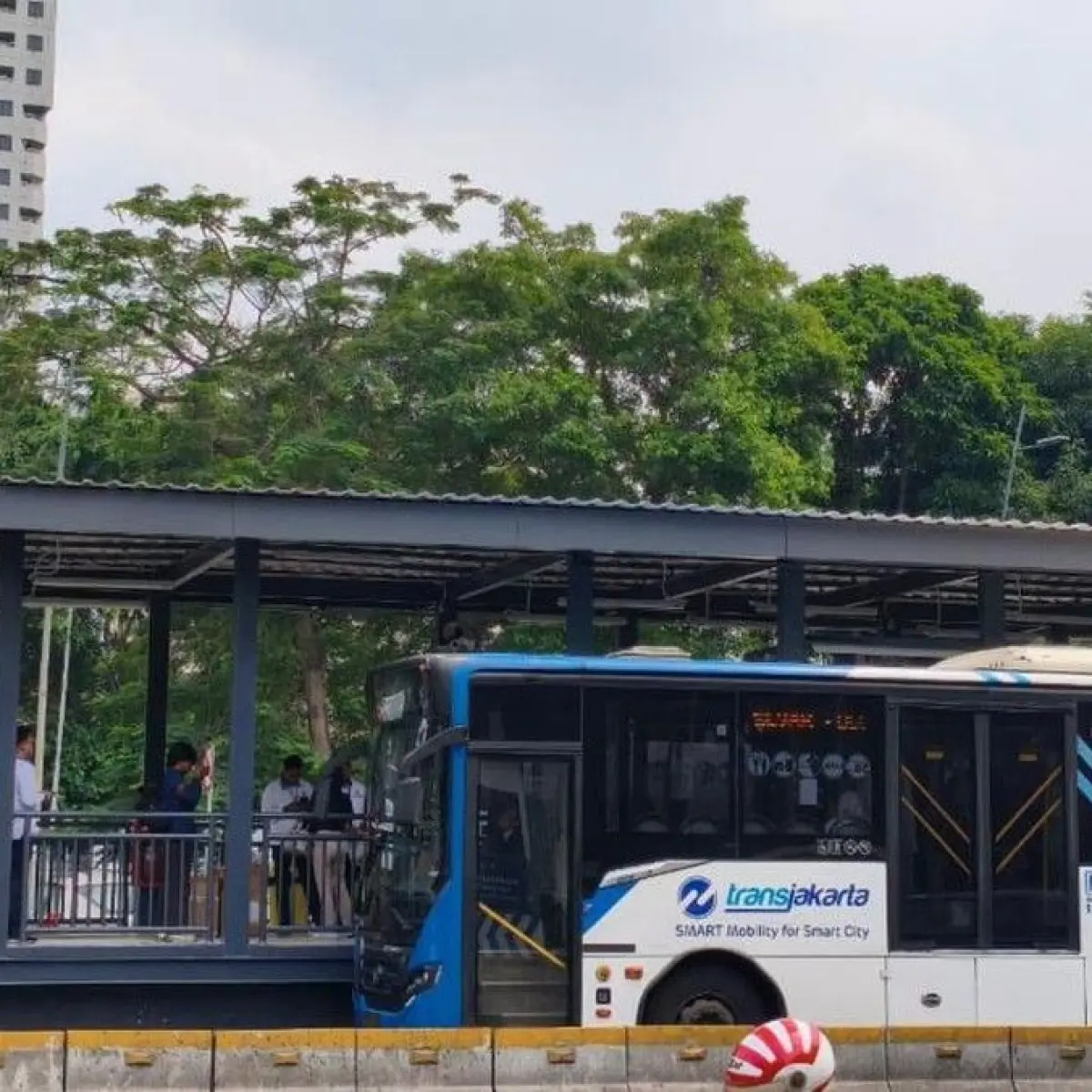 Antisipasi Jakarta International Marathon 2026: Panduan Lengkap Penyesuaian Rute dan Jadwal Operasional Transjakarta