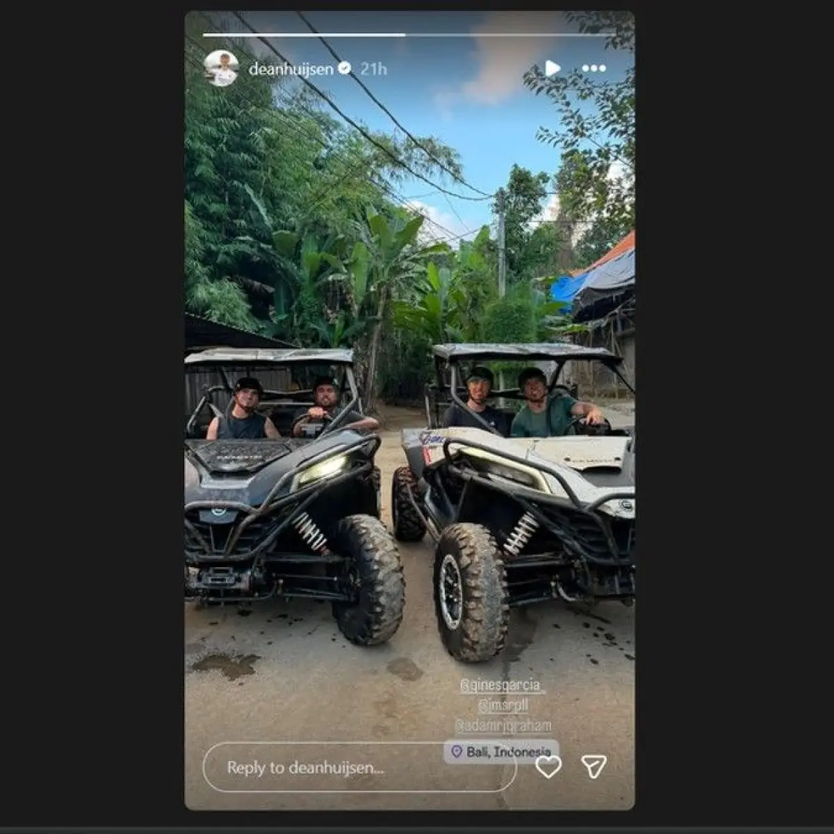 Usai Kegagalan Kualifikasi Piala Dunia, Bek Muda Real Madrid Rayakan Liburan Eksotis di Bali