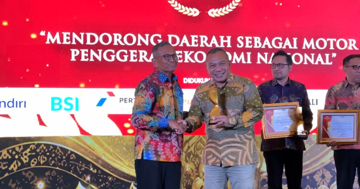 Bupati Bogor Rudy Susmanto Raih Penghargaan Pengembangan Infrastruktur Terbaik 2026