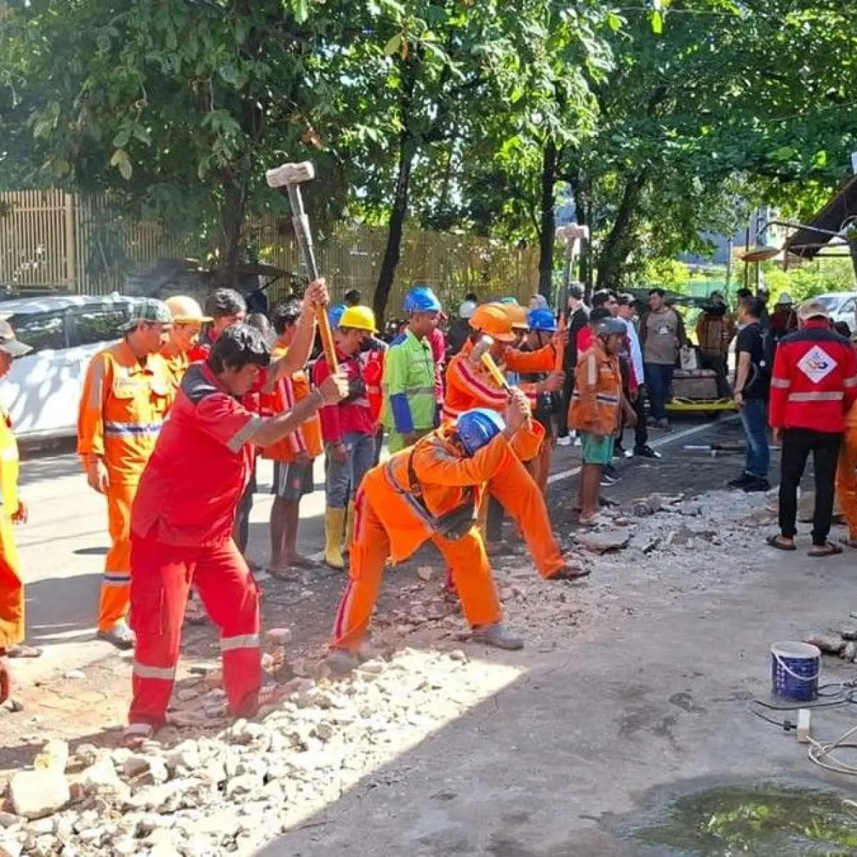 Kronologi Pembongkaran Mandiri Tenda Pallubasa Legendaris Makassar yang Tutupi Drainase Selama Tiga Dekade