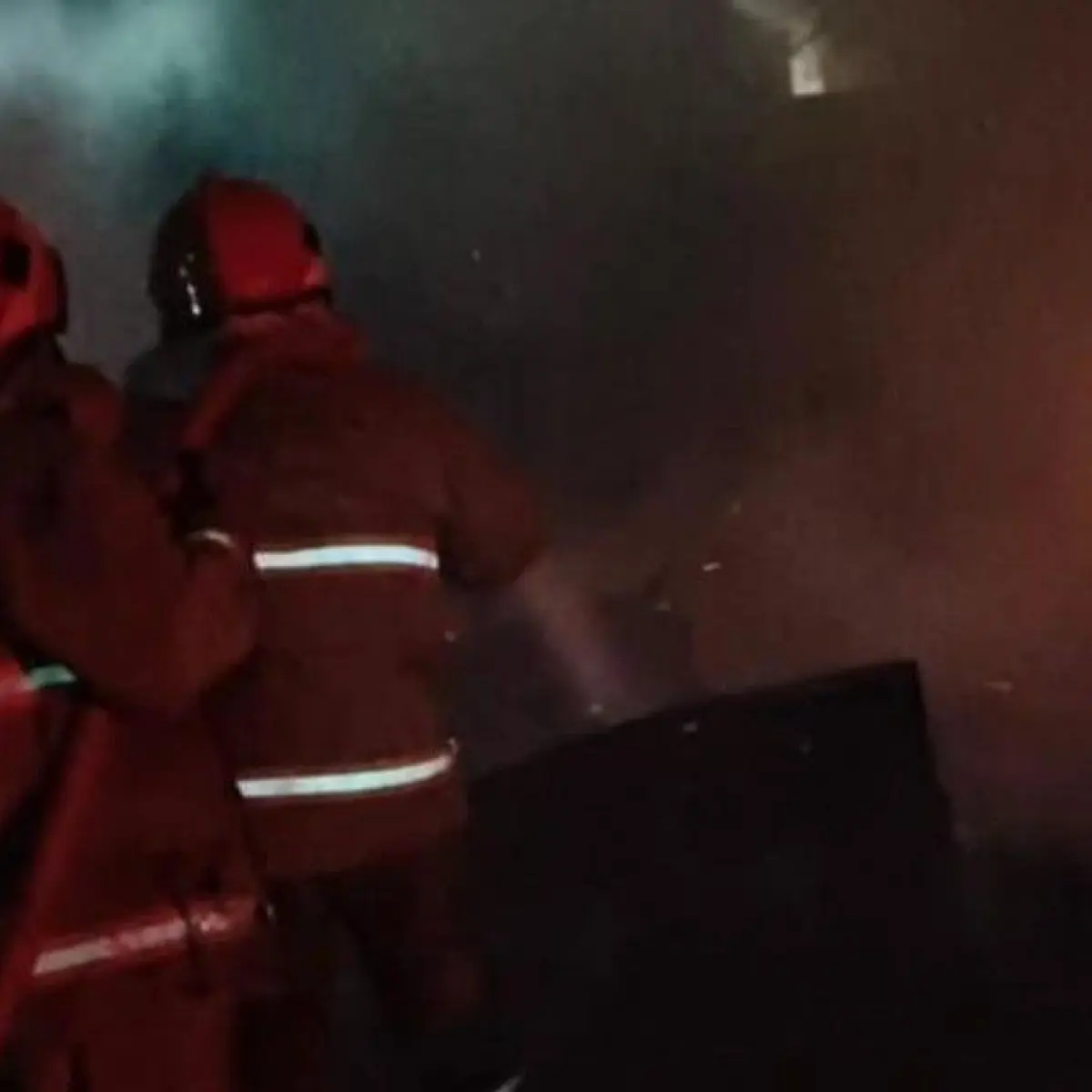 Rumah Kos di Palmerah Jakarta Barat Ludes Terbakar, Damkar Kerahkan 13 Unit Armada