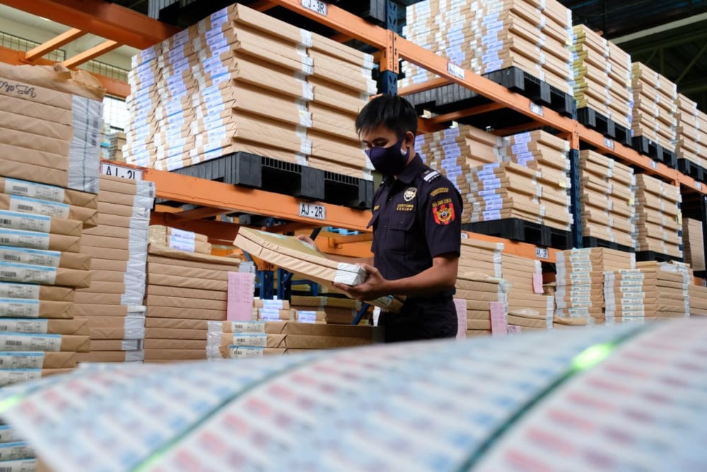 Bea Cukai Mulai Uji Coba Sistem Digital Otomatis untuk Pengawasan Produksi Rokok