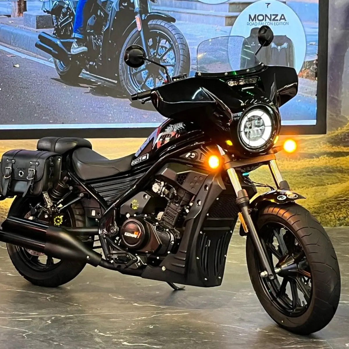 Keeway Road Falcon 250 Resmi Mengaspal di Jakarta, Cruiser 250cc dengan Speaker Bluetooth