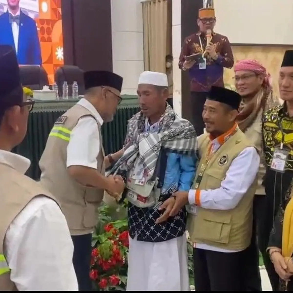 Kisah Haru Jemaah Haji Tunanetra Asal Sinjai, Namanya Diabadikan Jadi Nama Masjid di Tanah Suci