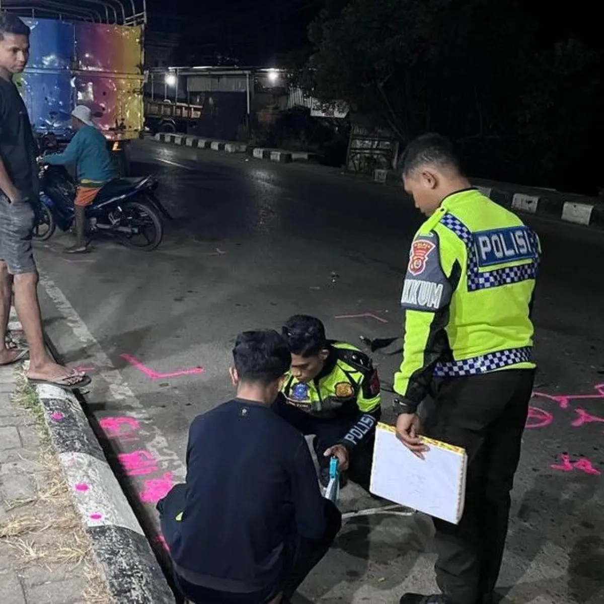 Kecelakaan Maut di Belu: Motor Kakak Beradik Hantam Truk Terparkir, Satu Tewas di Tempat