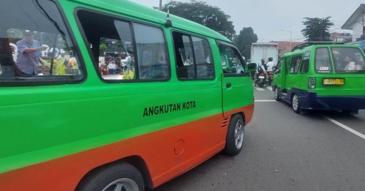 Batas Usia Angkot 20 Tahun di Bogor Resmi Berlaku Pasca-Tanda Tangan Perwali