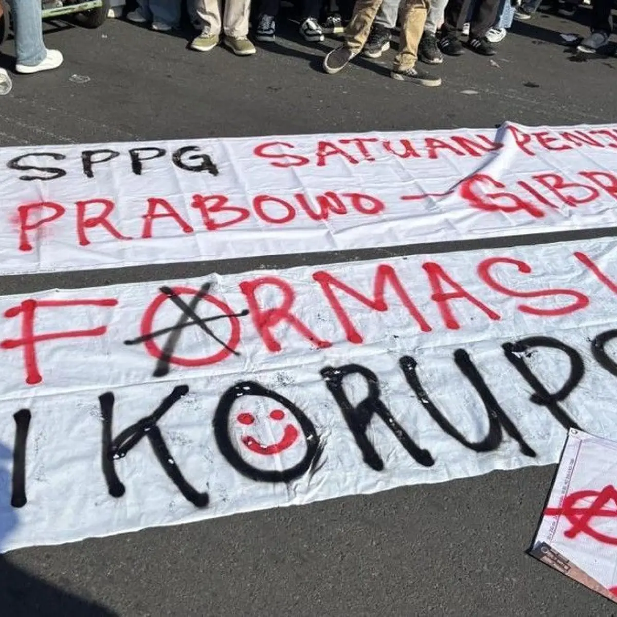 Gelombang Demonstrasi Mahasiswa Surabaya Serukan Evaluasi Program Makan Bergizi Gratis dan Isu Reformasi