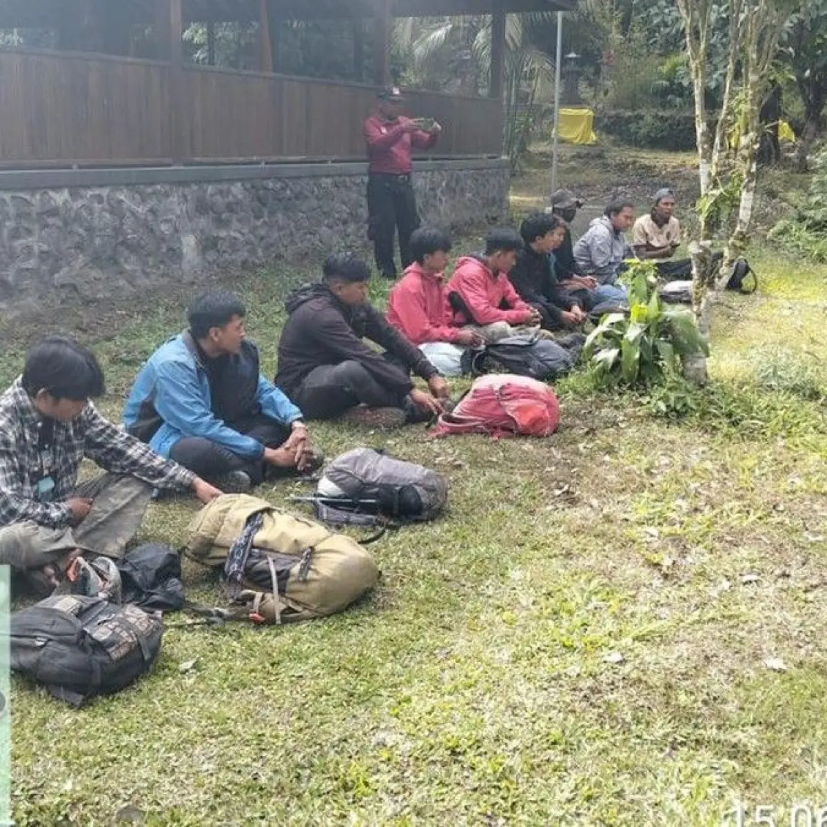 13 Pendaki Nekat Terjaring Razia di Semeru, Otoritas Kawasan Tekankan Bahaya Jalur Ilegal