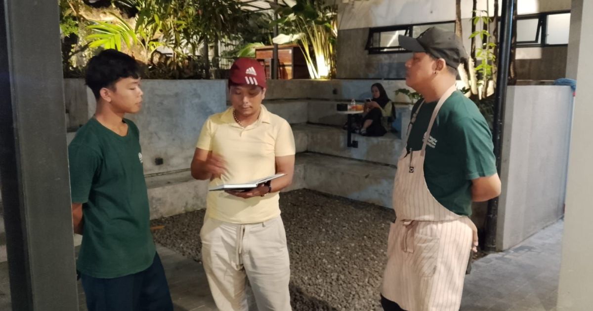 Maling Gondol Tablet Kasir dan Uang Rp8 Juta Usai Cungkil Kaca Dapur Kafe di Cibinong