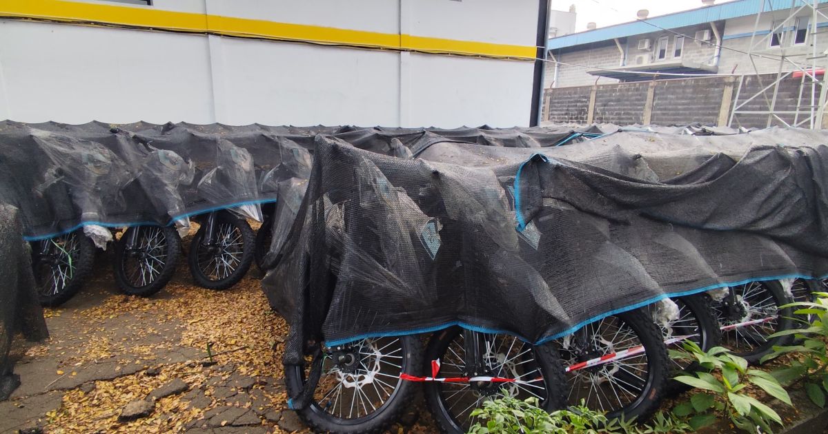 Kejagung Segel Gudang Motor Listrik BGN, Aktivitas di Lokasi Masih Normal