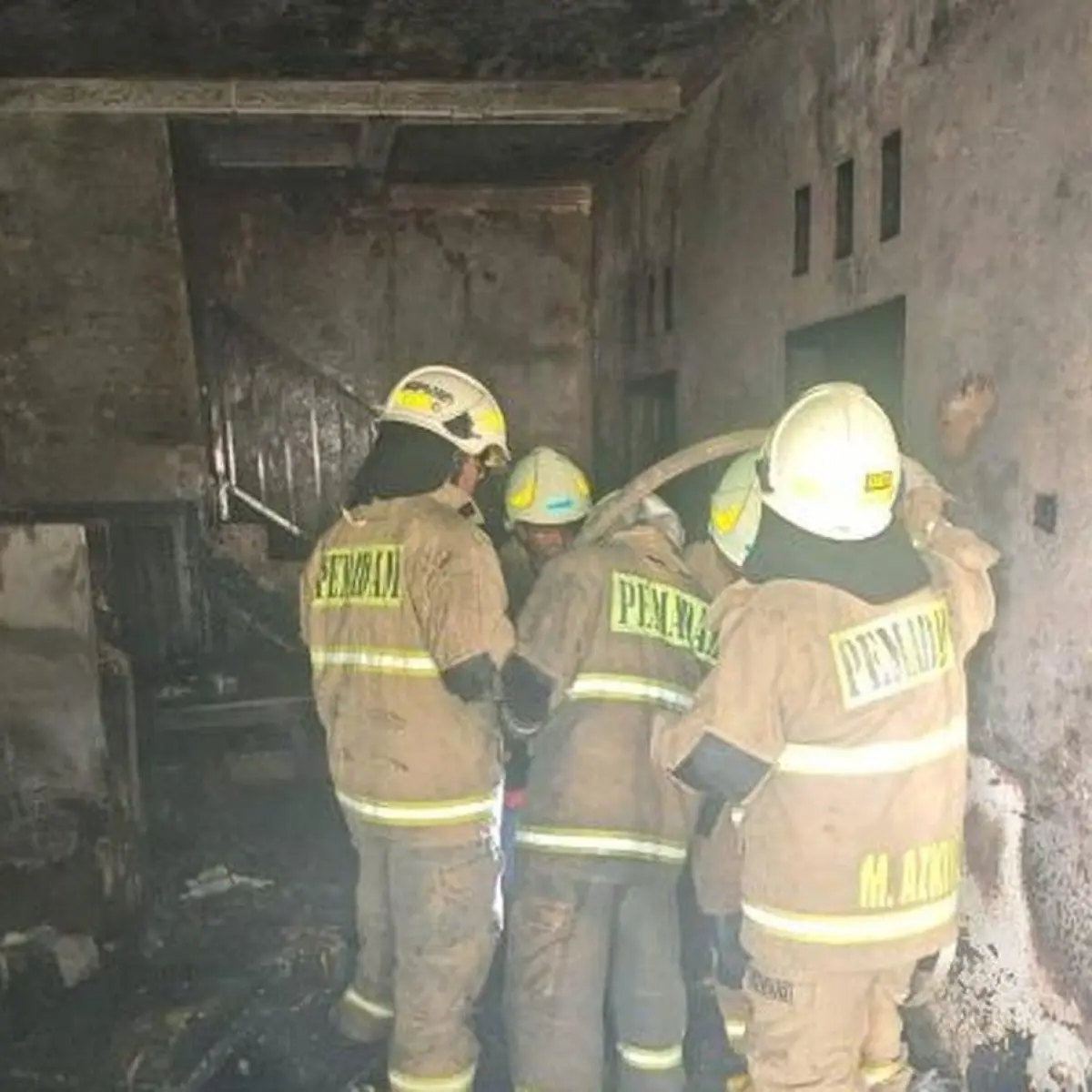 Dugaan Korsleting Picu Ledakan, Rumah Kosong di Cilandak Ludes Terbakar