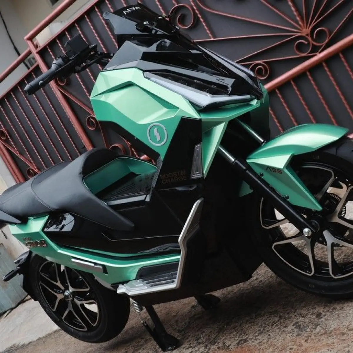 Teknologi Anti Theft ALVA Selamatkan Aset Konsumen dari Upaya Pencurian Motor dan Ponsel