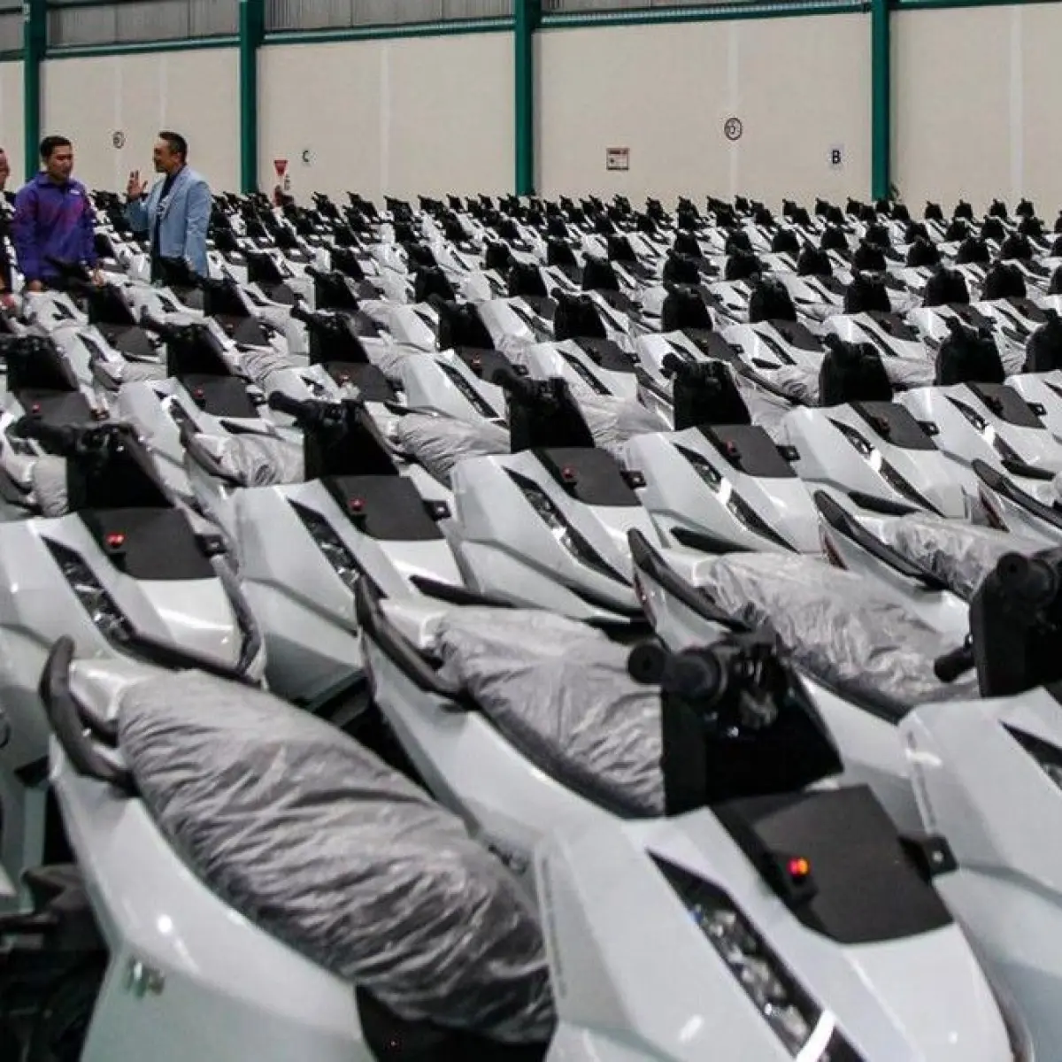 Harga BBM Nonsubsidi Memicu Lonjakan Minat Publik terhadap Motor Listrik Alva di Awal 2026