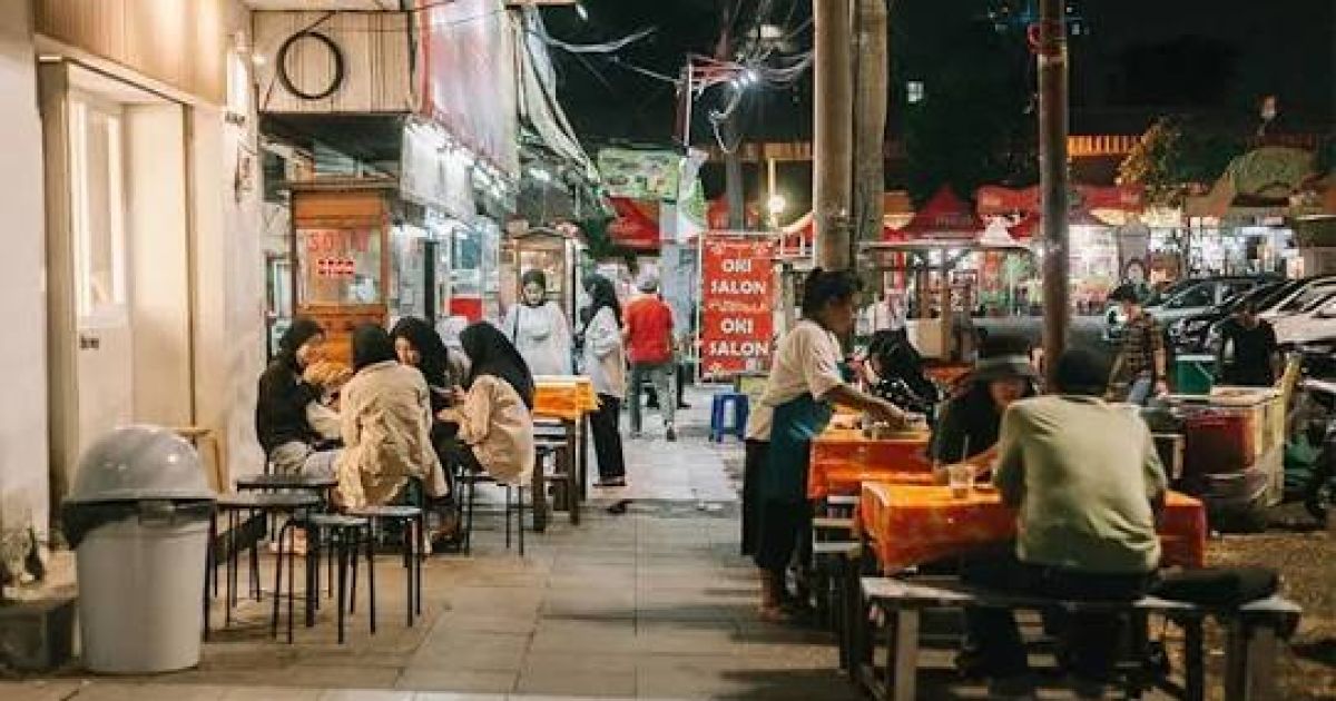 Blok M: Surga Kuliner dari Legendaris hingga Kekinian, Panduan Jelajah Rasa Jakarta Selatan