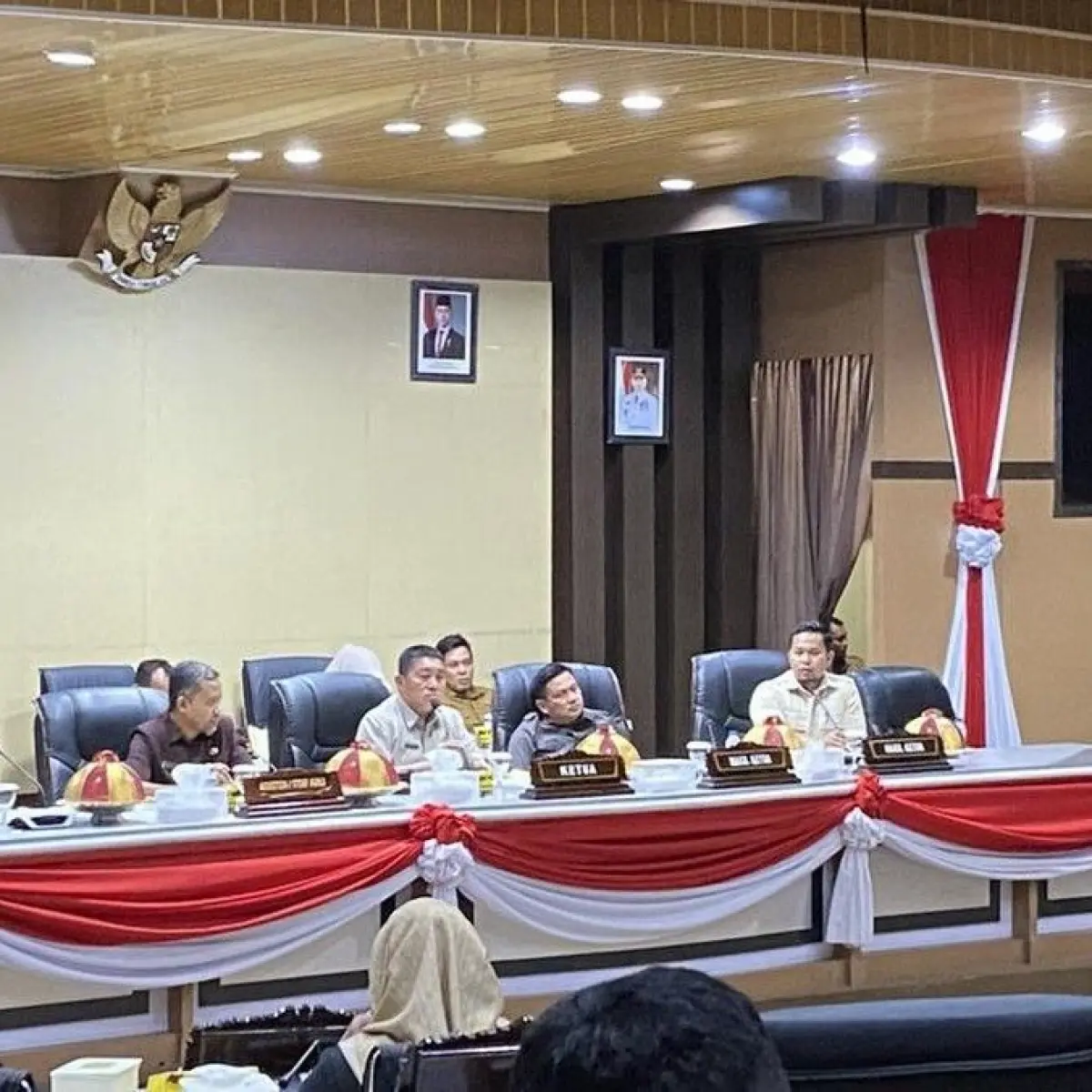 Eskalasi Ketegangan di Parepare: DPRD Tolak Kehadiran Sekda di Paripurna Akibat Polemik Penutupan Pojok UMKM