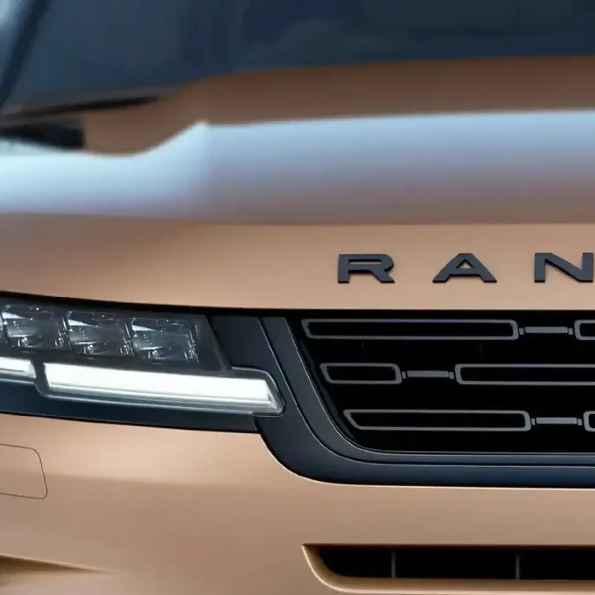 Gelombang Diskon Fantastis Range Rover Evoque L di China, Imbas Penumpukan Stok Mobil Bensin
