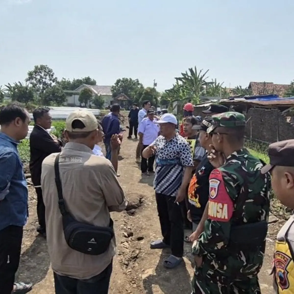 Dampak Banjir Sawah Picu Protes Warga Penaruban Kendal Tuntut Penghentian Proyek *Dry Port*