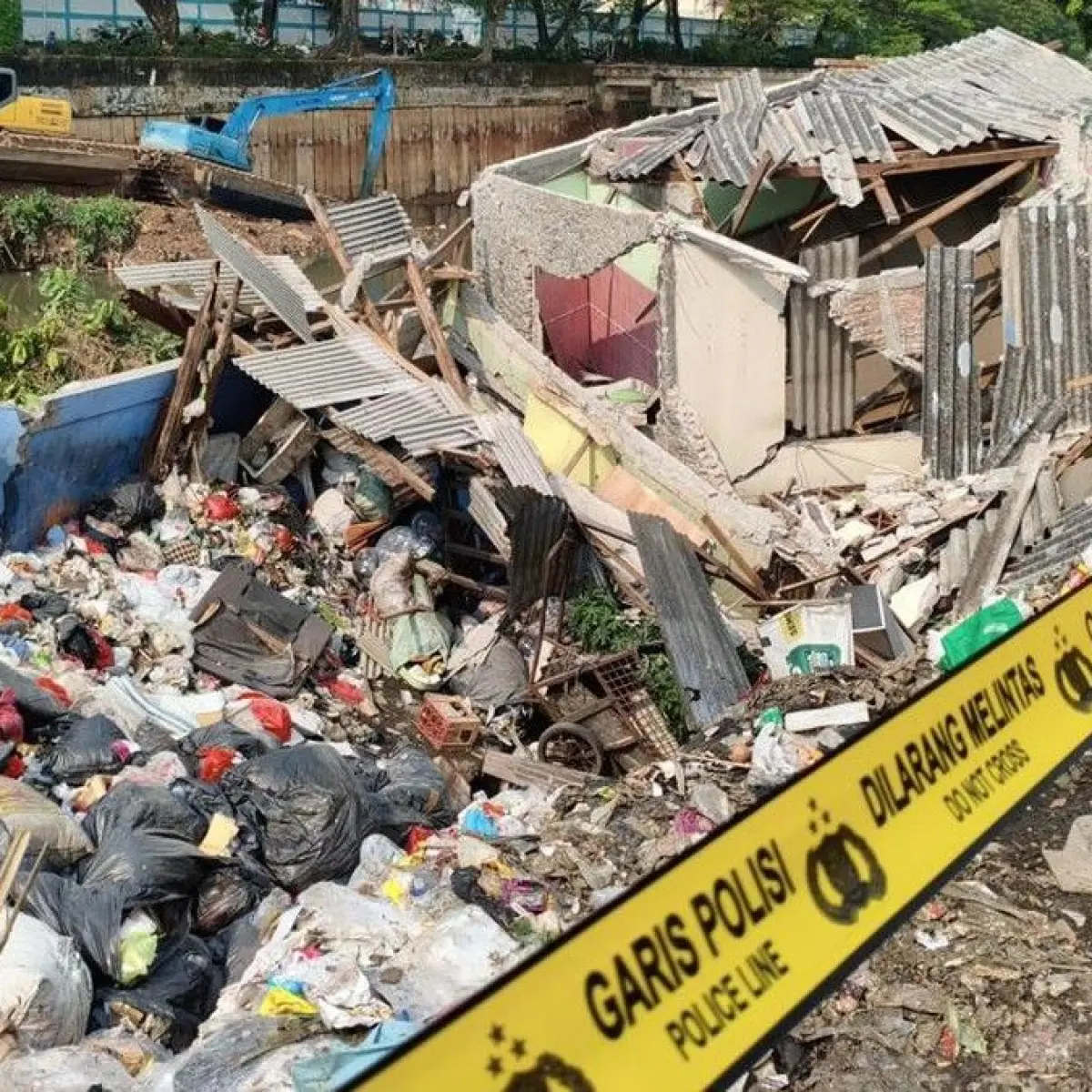 Abrasi Kanal Banjir Barat Runtuhkan Rumah Warga di Tanah Abang, Penyebab dan Dampak di Lokasi