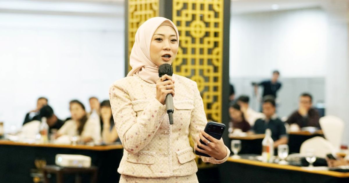 Kuasai Rahasia 3 EMA: Cenli Yani Bagikan Strategi Trading Praktis dalam Seminar Edukasi di Jakarta
