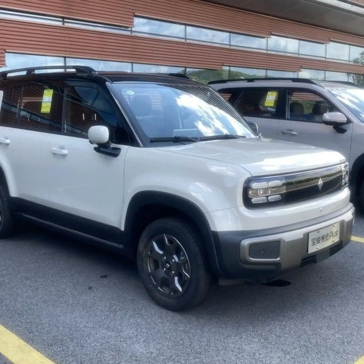 Mengupas Tuntas Baojun Yep Plus: SUV Listrik Mungil dengan Aura Off-Road untuk Mobilitas Urban