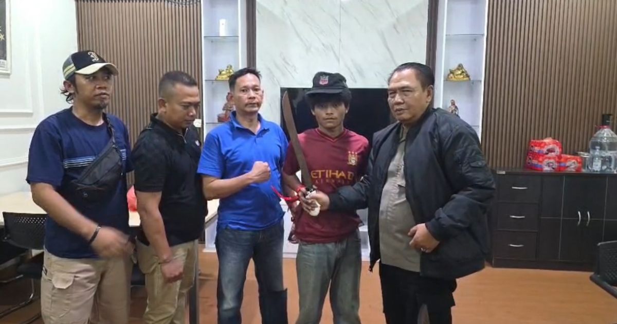 Polsek Citeureup Ringkus Remaja yang Acungkan Golok ke Pedagang Jamu
