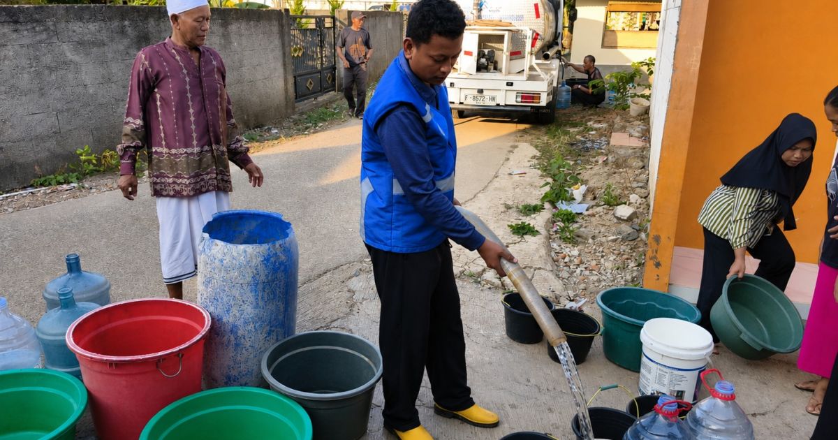 Atasi Kekeringan, Perumda Tirta Kahuripan Salurkan 385 Ribu Liter Air